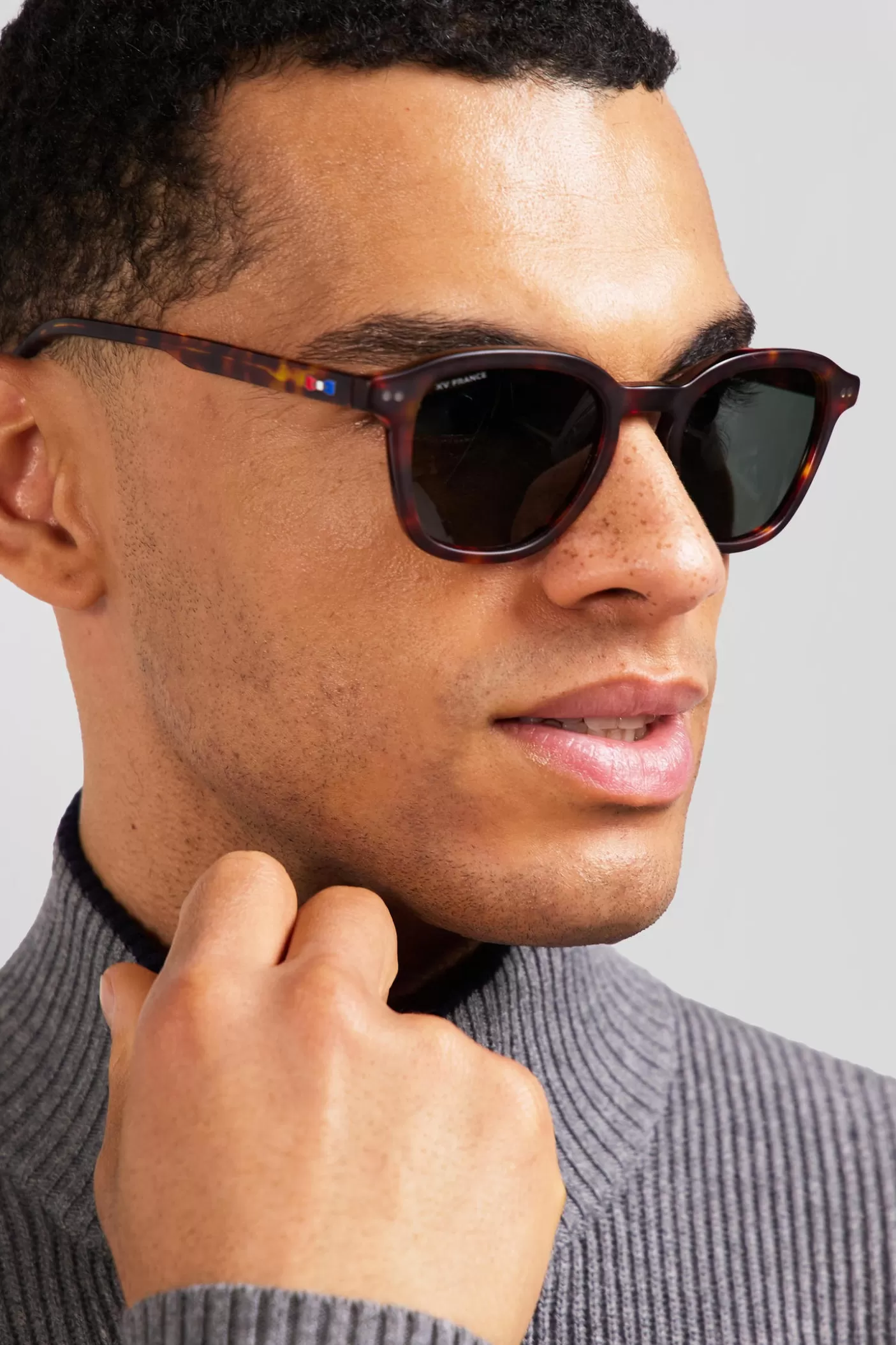 Store Lunette De Soleil En Acétate écaille Marron XV De France Homme Lunettes De Soleil